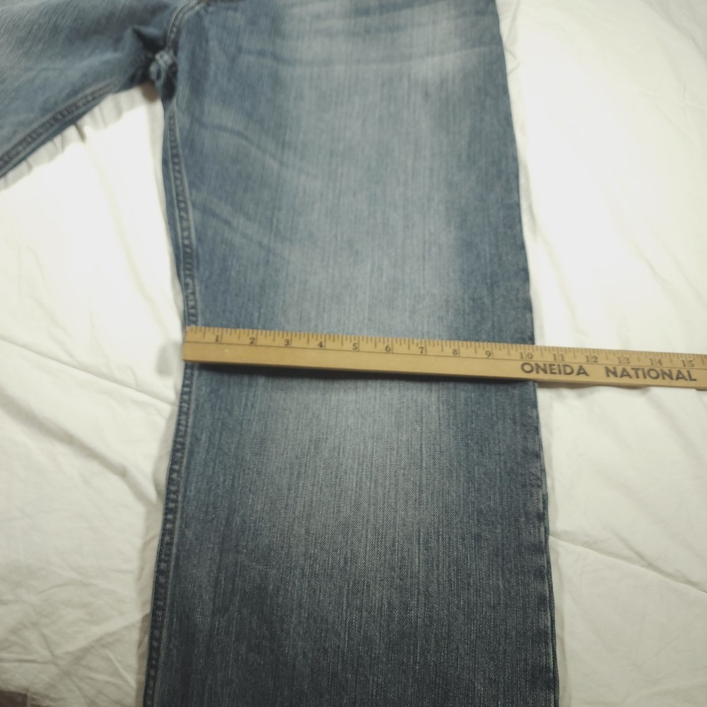 Wrangler Authentics Men's Blue Wash Denim Jeans Size 40 x 32 - Picture 6 of 9